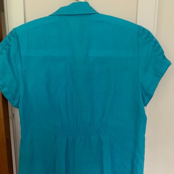 Linen smocked shirt - Picture 2 of 9